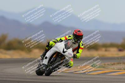 media/Jan-15-2023-SoCal Trackdays (Sun) [[c1237a034a]]/Turn 15 (1pm)/